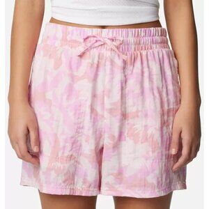 Columbia Women's Holly Hideaway Breezy Shorts floral pink size Large NWOT